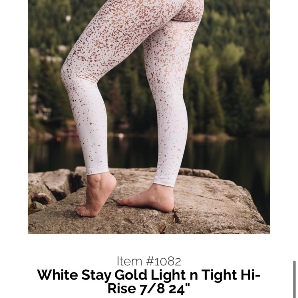 Zyia white stay gold light n tight hi rise 7/8 24” leggings size 6-8 - EUC